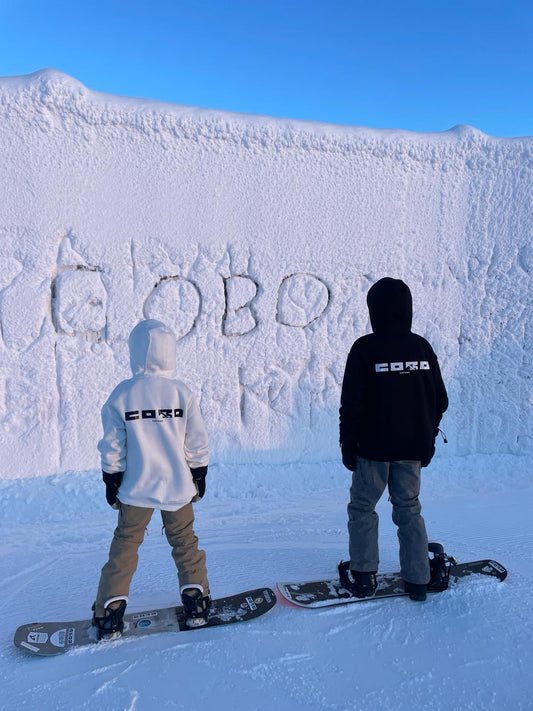 COBO huppari, musta